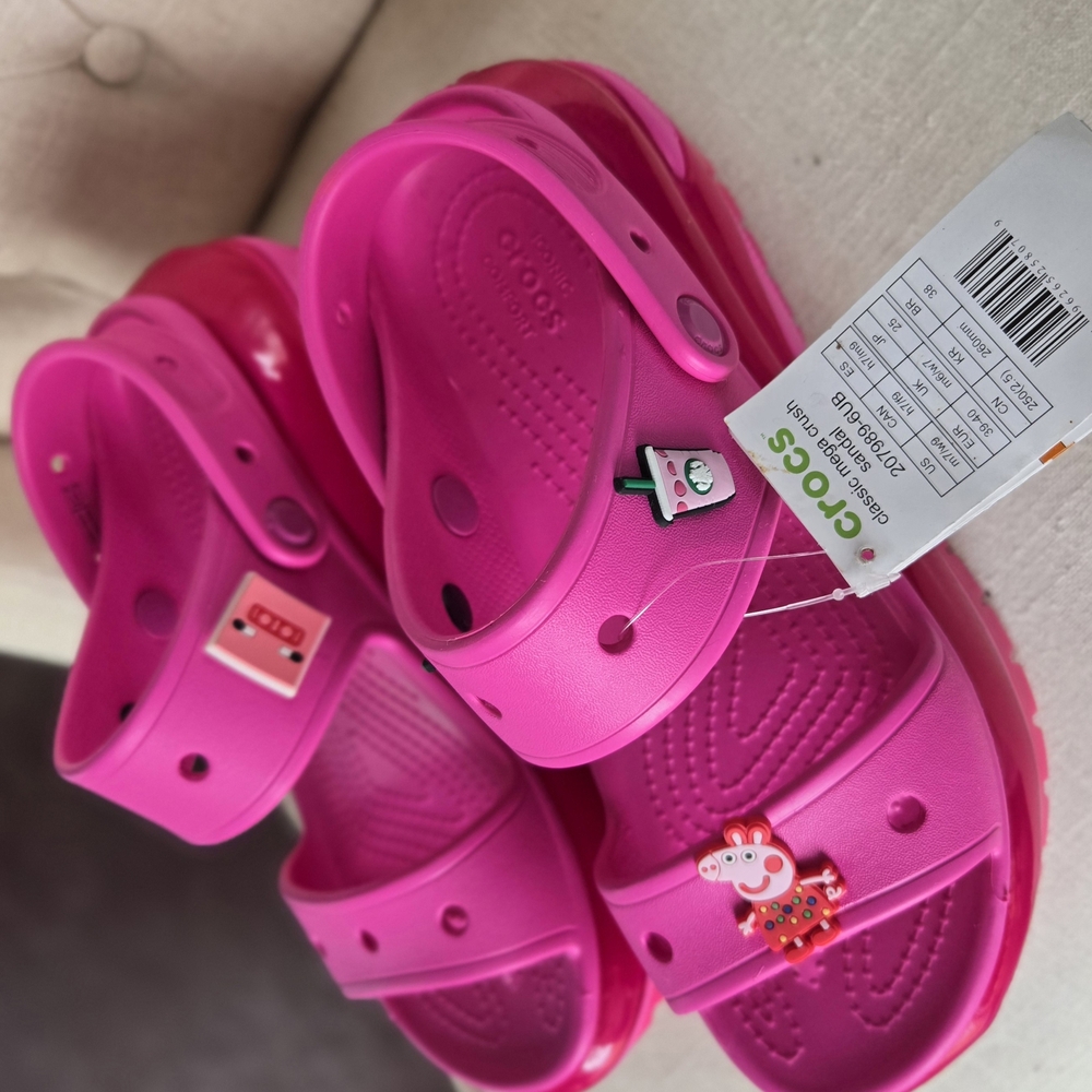 CROCS Classic Mega Crush Sandal